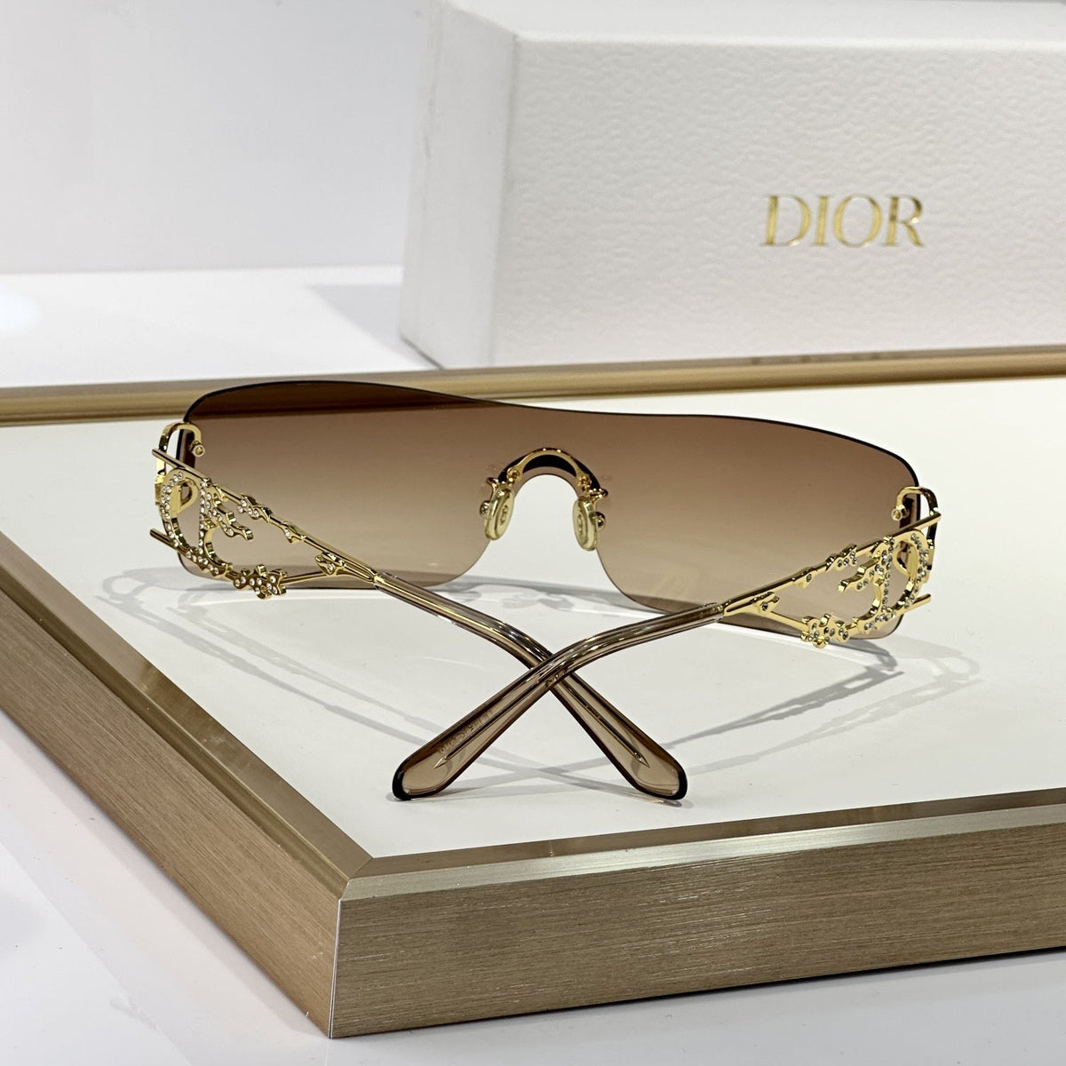 D**R DiorDiamond R1I Round Sunglasses | Black Acetate Frame, Yellow Lenses, Diamond Rivet Detail | Multiple Colors(副本)