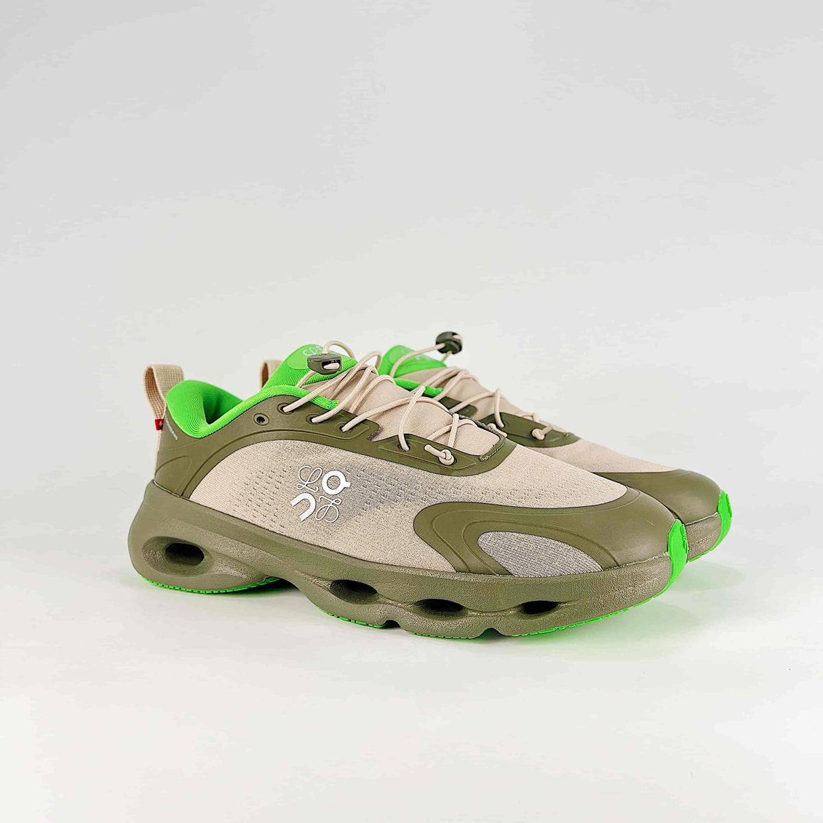 Loewe × On Cloudsolo – Unisex Lightweight Breathable Luxury Collaborative Running Shoes | Sand, Olive & Neon Green