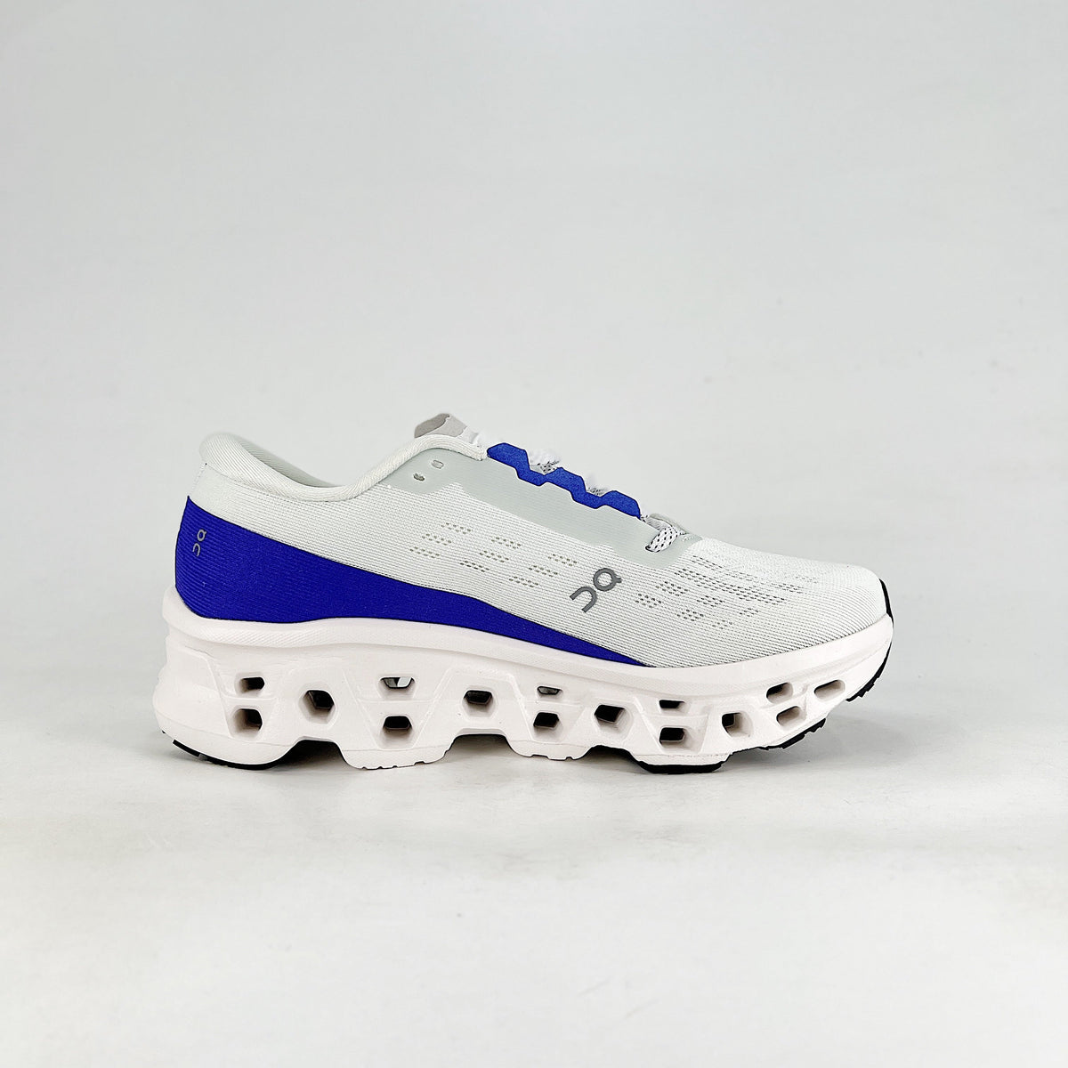 On Cloudmonster 3 Hyper – Unisex Lightweight Breathable Maximum Cushioning Running Shoes | White & Royal Blue