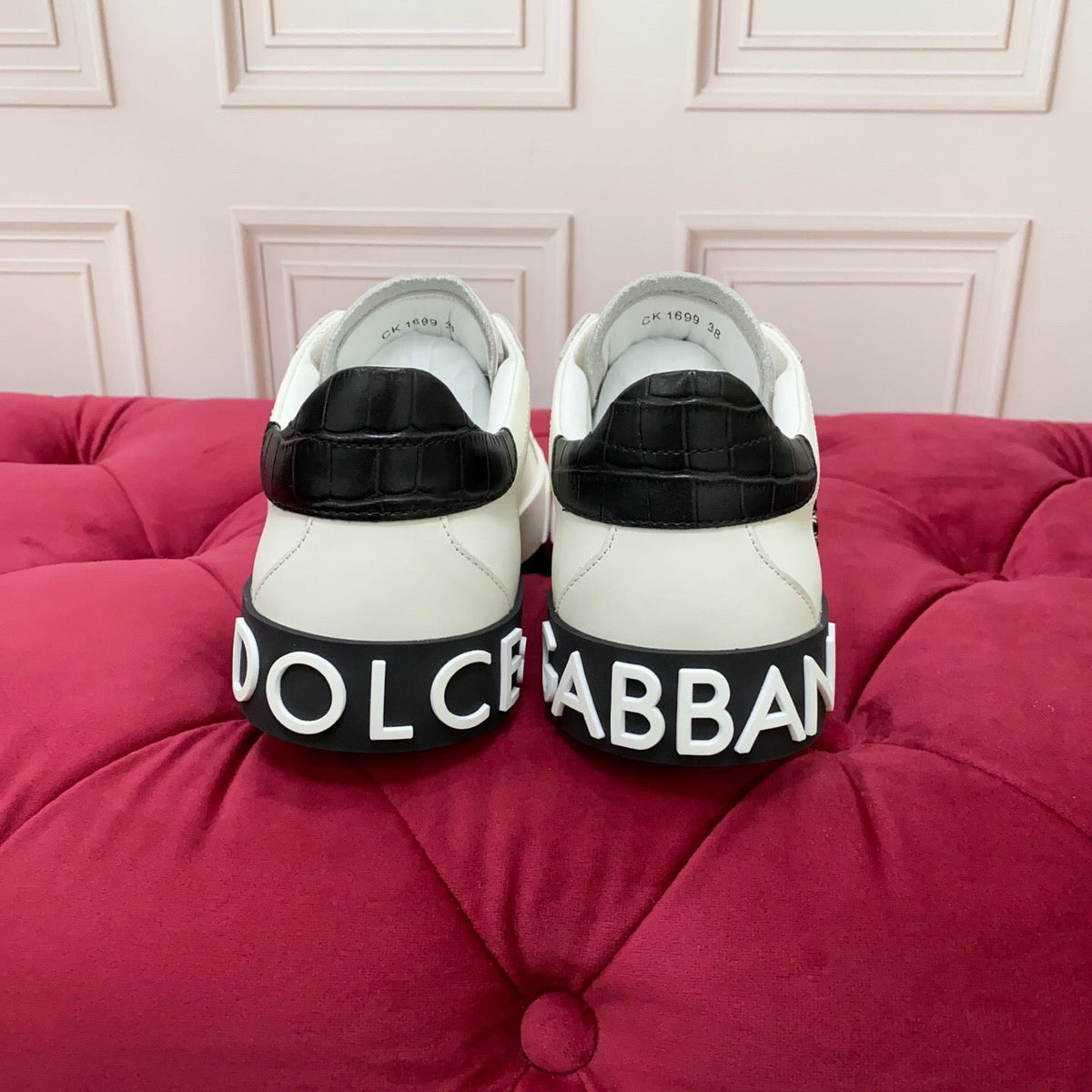 D*G 2026 Premium Leather Casual Sneakers - Designer Unisex Shoes in 2 Colors