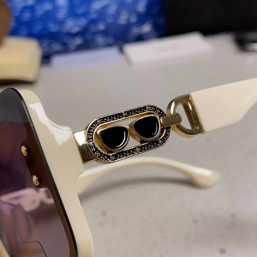 D**R Oversized Square Sunglasses | Cream White Frame, Gold CD Logo Temple & Purple-Grey Gradient Lenses