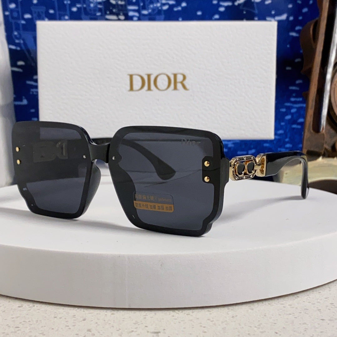 D**R Oversized Square Sunglasses | Chain-Link Bridge | 4 Colorways