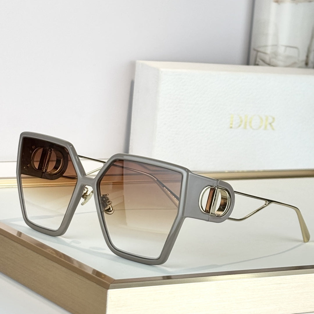 D**R 30Montaigne Butterfly Sunglasses | White Acetate Frame, Grey Lenses & CD Logo | Multiple Colors