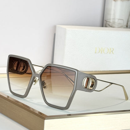 D**R 30Montaigne Butterfly Sunglasses | White Acetate Frame, Grey Lenses & CD Logo | Multiple Colors