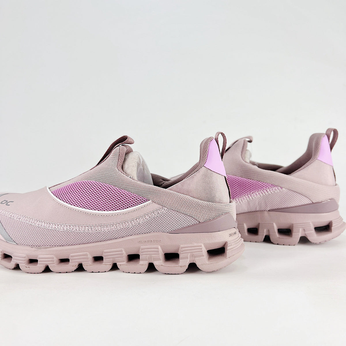 On Cloud X 4 – Women's Lightweight Breathable Maximum Support Training Shoes | Pearl Pink & Mauve