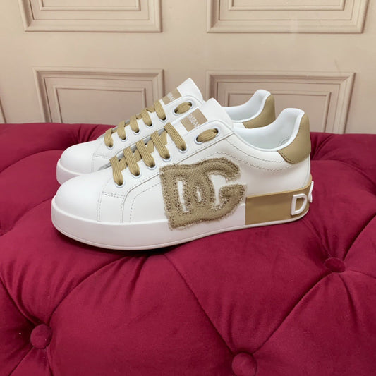 D*G 2026 Premium Leather Casual Sneakers - Designer Unisex Shoes in Black & White