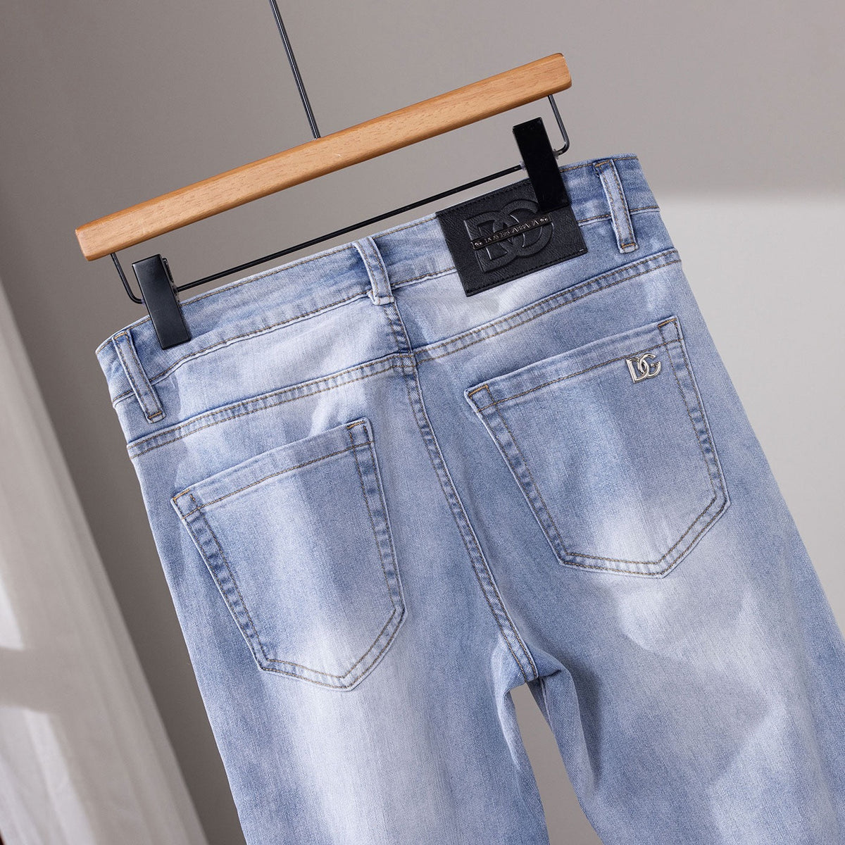 NEW-D*G JEANS