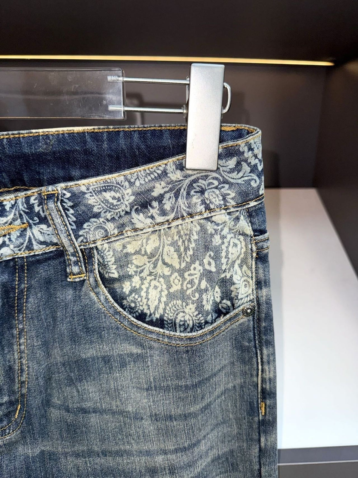 NEW-D*G JEANS