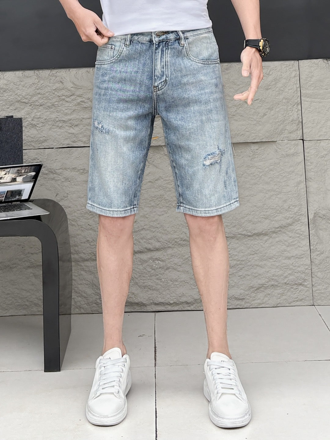 NEW-D*G JEANS