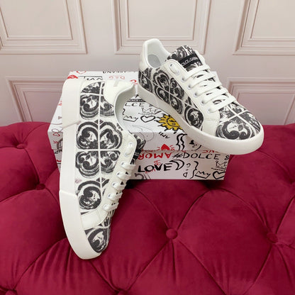 D*G 2026 Premium Leather Casual Sneakers - Designer Unisex Shoes in 2 White Styles