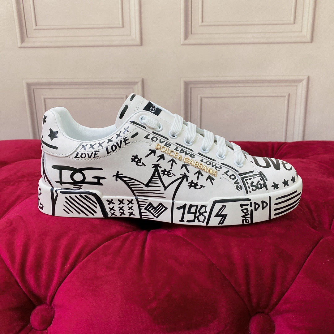 D*G 2026 Premium Leather Casual Sneakers - Designer Unisex Shoes in 2 White Styles