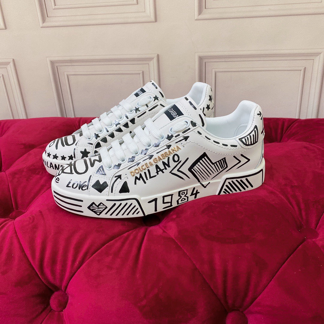 D*G 2026 Premium Leather Casual Sneakers - Designer Unisex Shoes in 2 White Styles