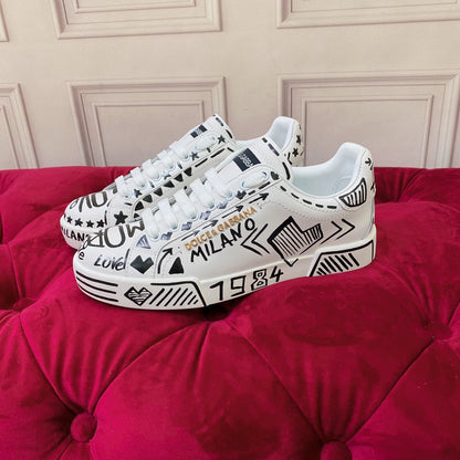 D*G 2026 Premium Leather Casual Sneakers - Designer Unisex Shoes in 2 White Styles