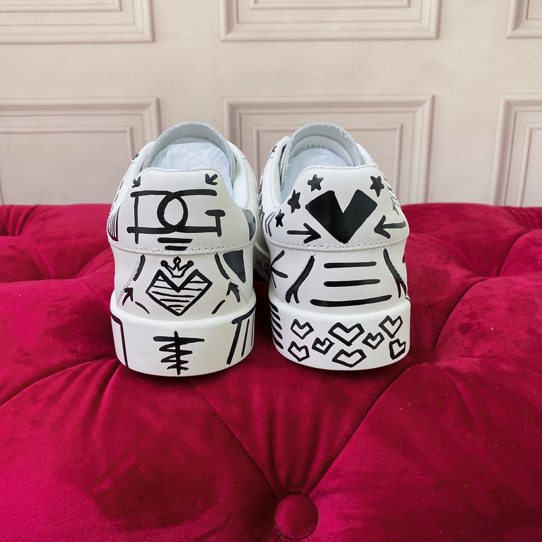 D*G 2026 Premium Leather Casual Sneakers - Designer Unisex Shoes in 2 White Styles