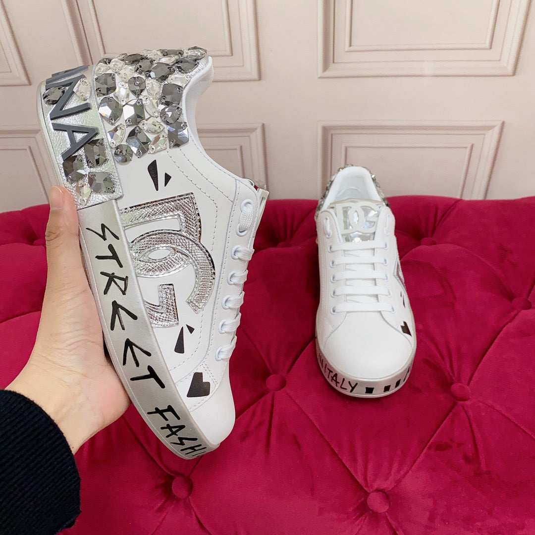 D*G 2026 Premium Leather Casual Sneakers - Designer Unisex Shoes in 2 Styles