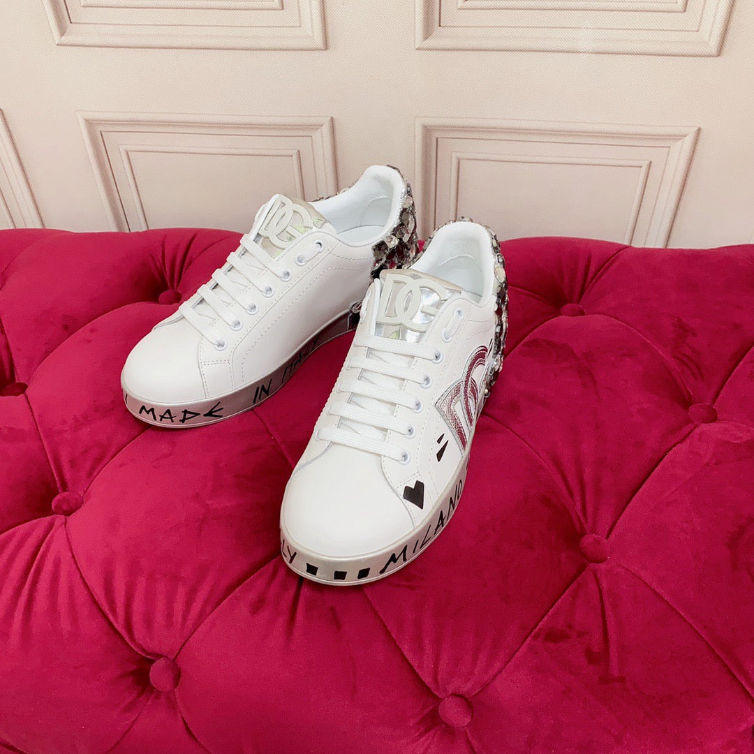 D*G 2026 Premium Leather Casual Sneakers - Designer Unisex Shoes in 2 Styles