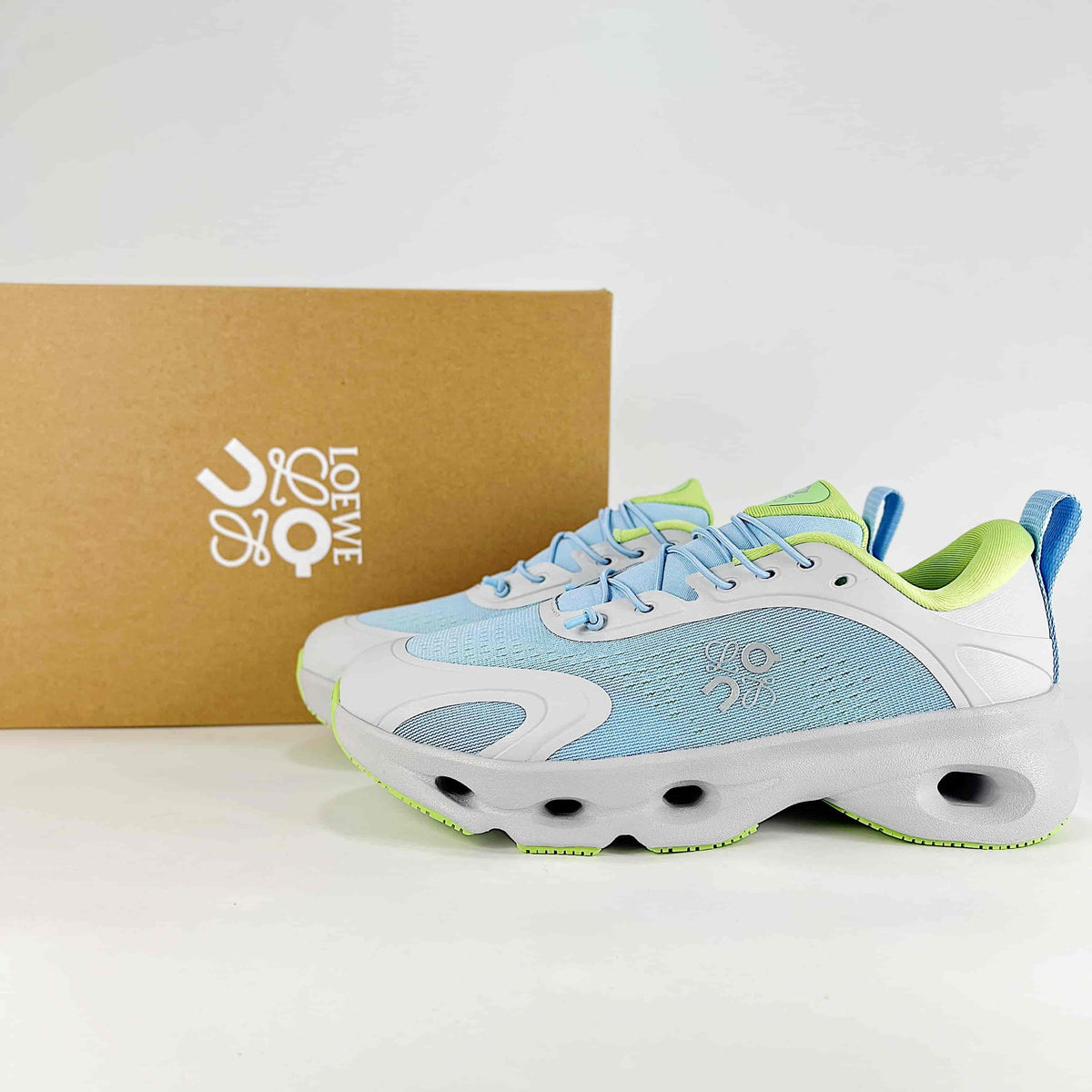 Loewe × On Cloudsolo – Unisex Lightweight Breathable Luxury Collaborative Running Shoes | Ice Blue & Lime Green